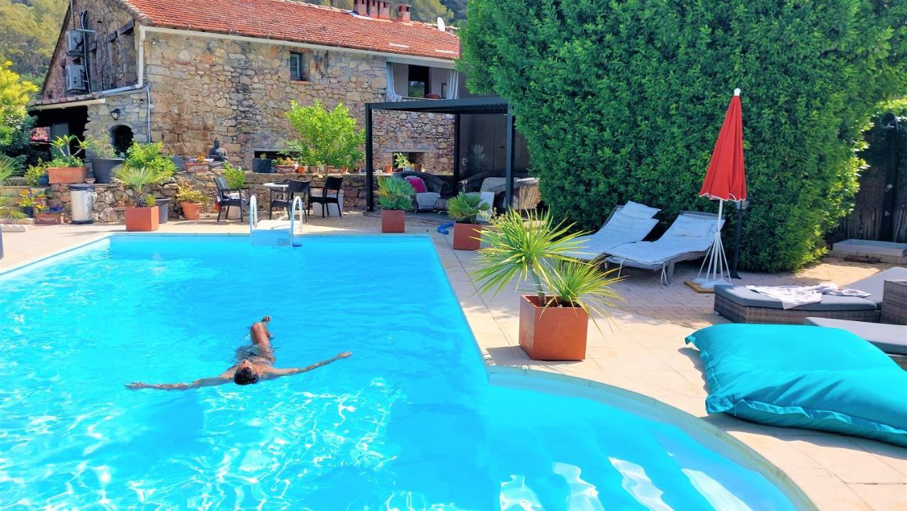 La Bergerie Du Moulin (Adults Only) Bed and Breakfast Taradeau Eksteriør billede
